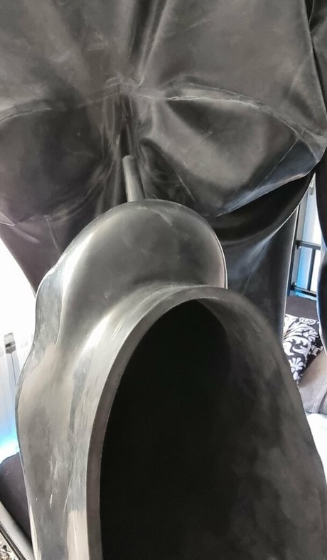 rubberdollemma only fans nude leaks