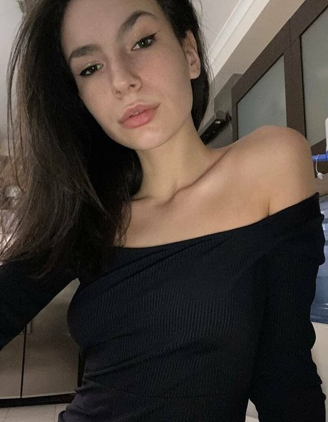 lollydollll onlyfans sextape leak