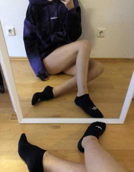 sarahs socks xxx onlyfans