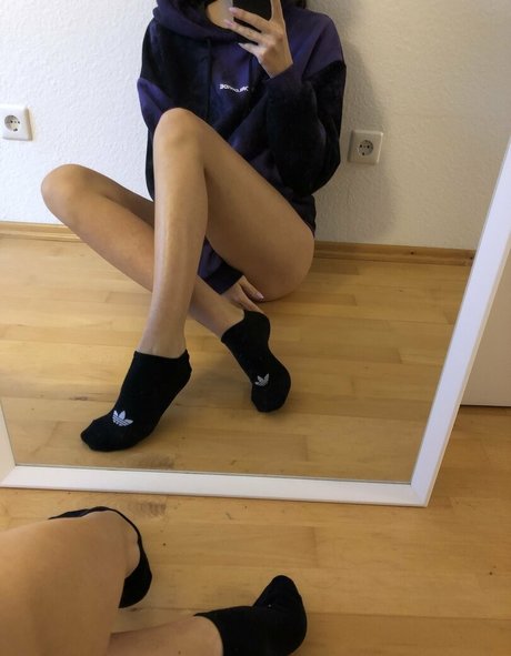 sarahs socks onlyfans leaked