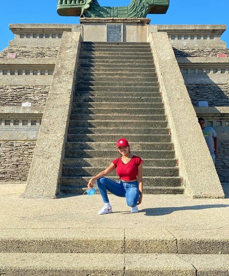 Karen Garcia nude only fans