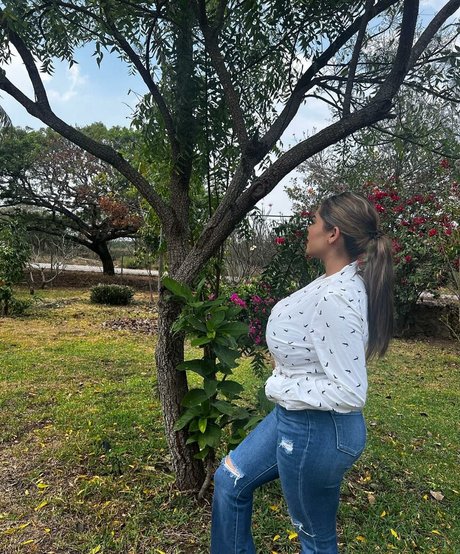 Karen Garcia is on onlyfans