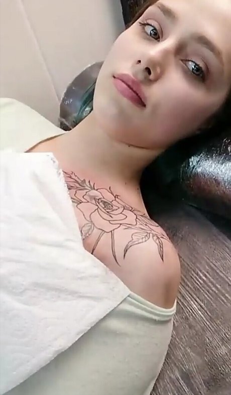 Masha Babko onlyfans pics