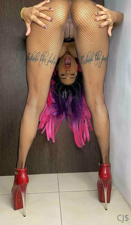 tiny barbie onlyfans nude