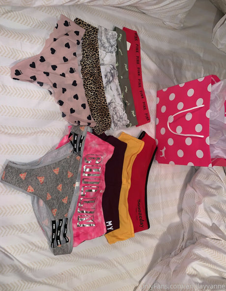 Emilayyy Babayy onlyfans porn