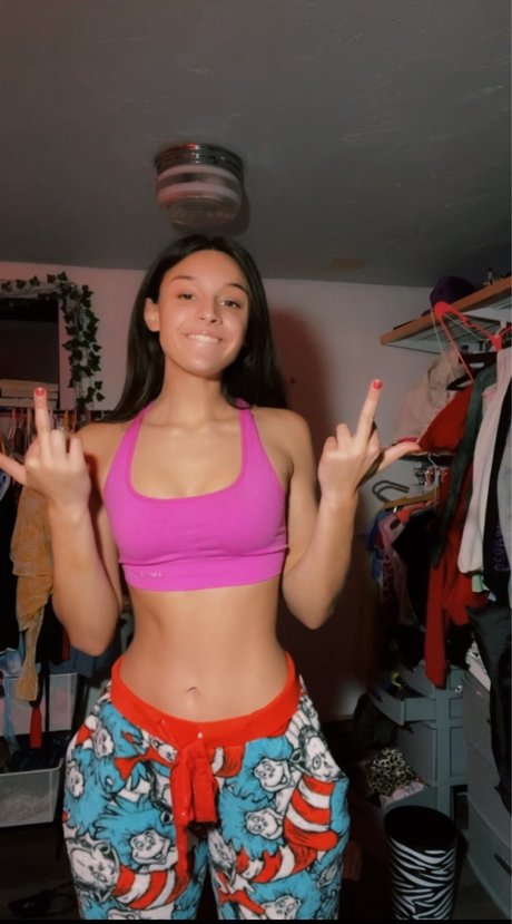 SophGara only fans leaks porn