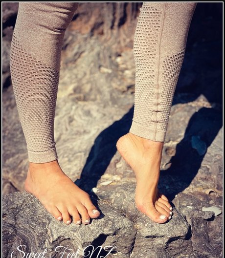 sweetfeetnz nude onlyfans leaks