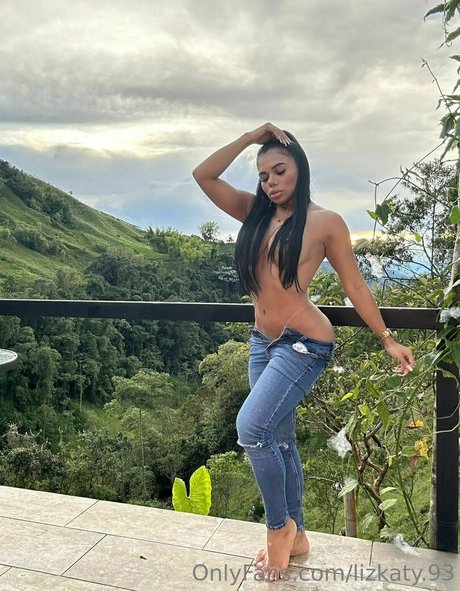 lizkaty 93 onlyfans posts