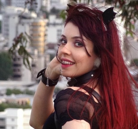 Sarah Jareth nude onlyfans