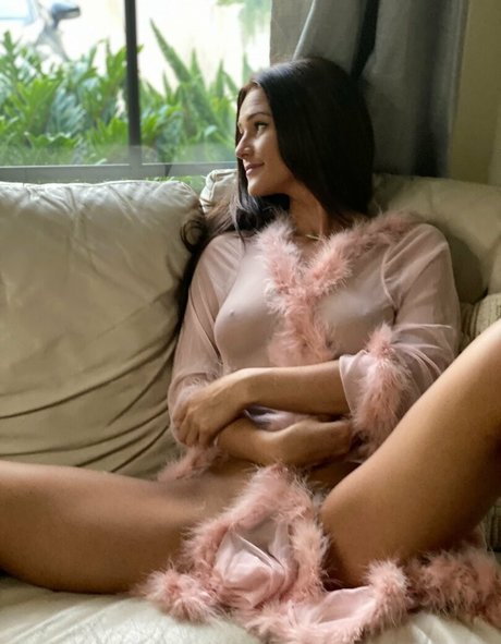 Shelby Robbins only fans nudes