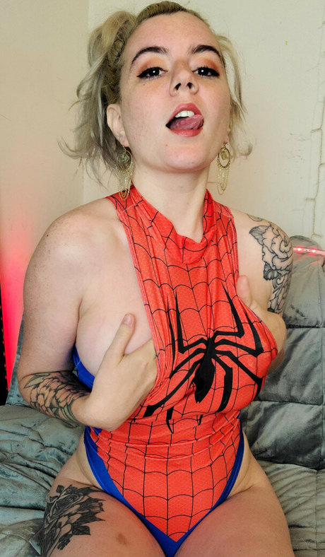 Sara Mills onlyfans porn leaked