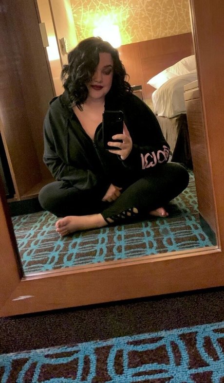 nicolefoxx6free only fans leaked