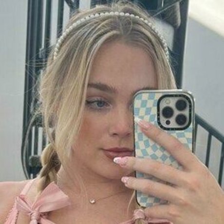 Karissa Duncan onlyfans naked