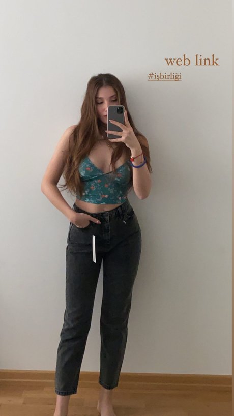 Ilayda Akdogan onlyfans content leaked