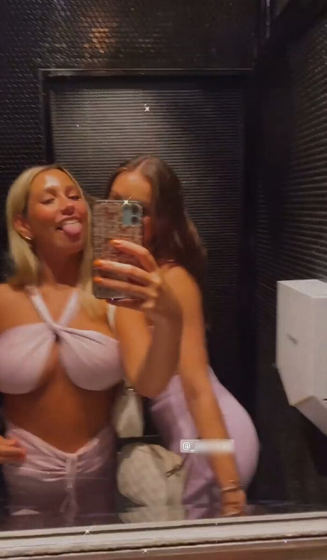 Ariel D onlyfans leaks naked