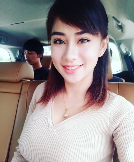 Saowalak Saifak naked onlyfans leaks