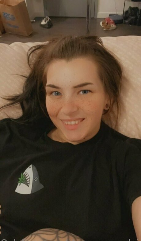 stepmommydaisy onlyfans content