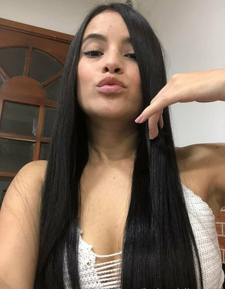 babygirlluna12 onlyfans porn leaked