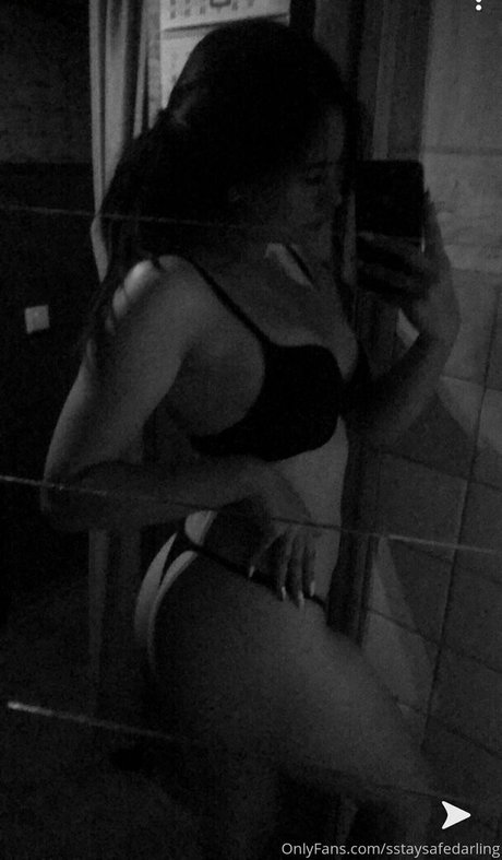 sstaysafedarling onlyfans naked