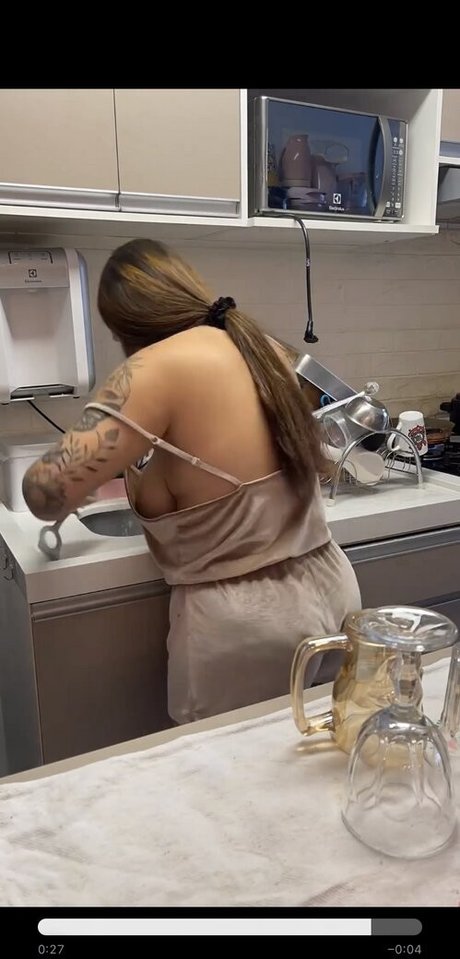 Isabella Barreto tits onlyfans