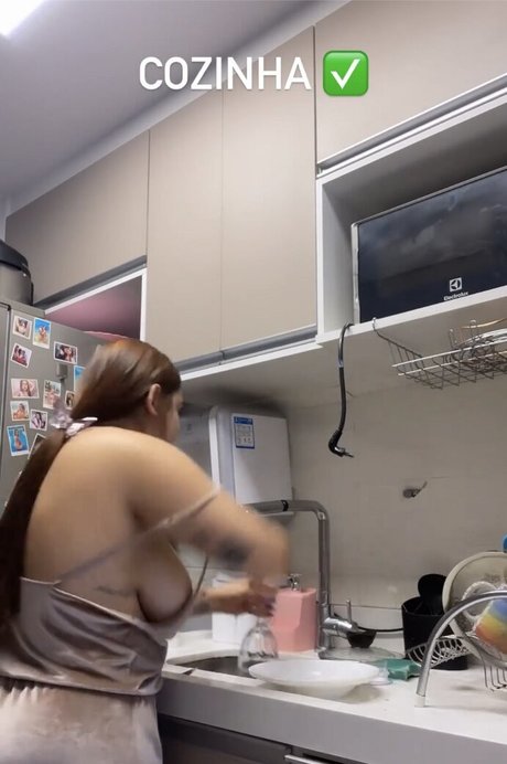 Isabella Barreto is on onlyfans