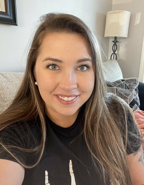 Hannah Jacobs onlyfans nude