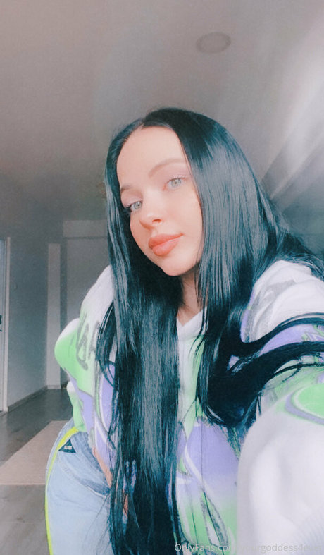 yourgoddess4ever nude only fans