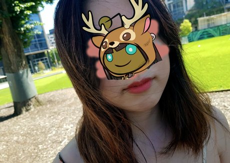 Yumi Kiwi only fans leaks