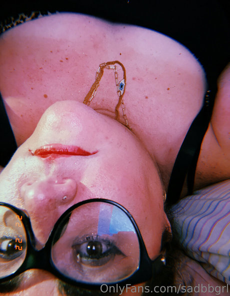 sadbbgrl onlyfans nude tits