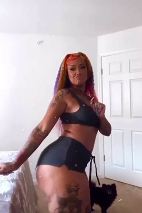 Donna Lombardi onlyfans content leaked