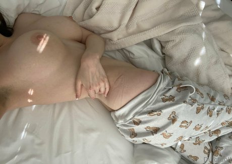 Dulctdoll naked only fans