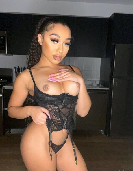 Bubble Booty nude onlyfans leak