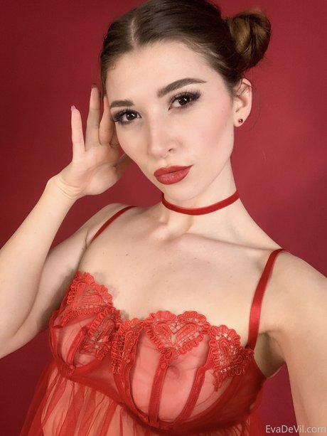 EvaDeVil onlyfans model