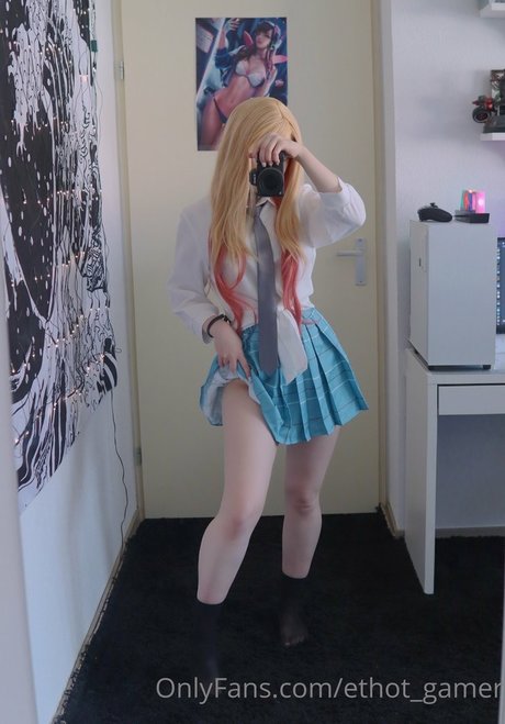 Alina Kim naked only fans