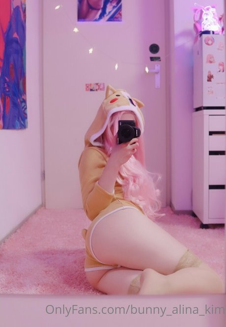 Alina Kim onlyfans model