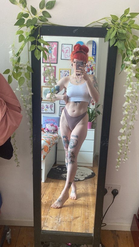 Foxxtailz onlyfans nude pictures