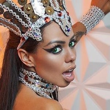 Canela Skin only fans nudes