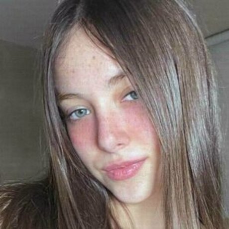 Aleja Crack onlyfans nude photos