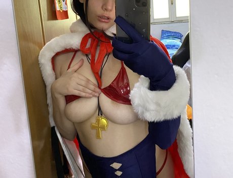 Baccaliegia topless onlyfans