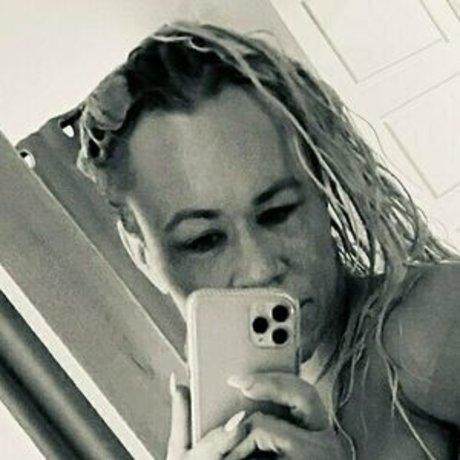 Aleesha Young onlyfans de