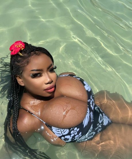 tokyo tea onlyfans tits