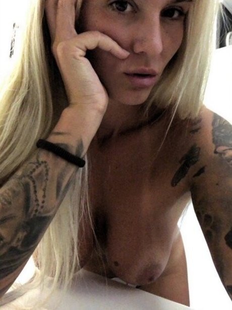 Natasha Thomsen onlyfans picture