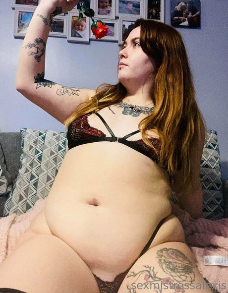 alexislayer leaked onlyfans content