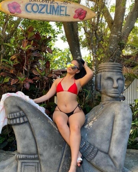 Thalia Rodriguez onlyfans nude tits