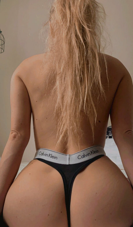 Bad Lou Lou onlyfans nudes leaked