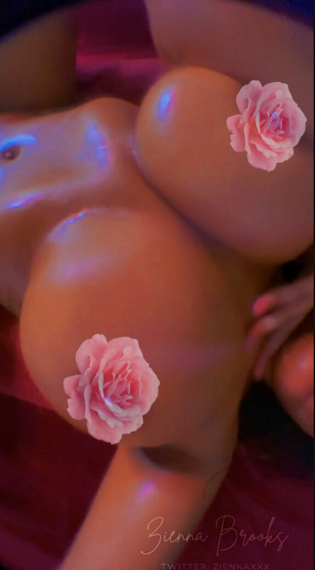 Ziennaxxx nsfw onlyfans