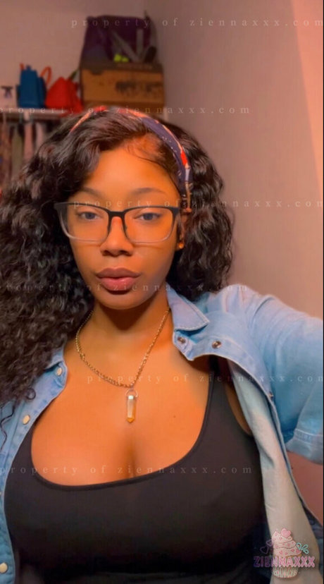 Ziennaxxx nudes onlyfans