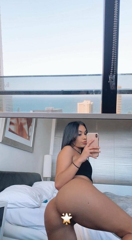 Halleyoungg only fans naked