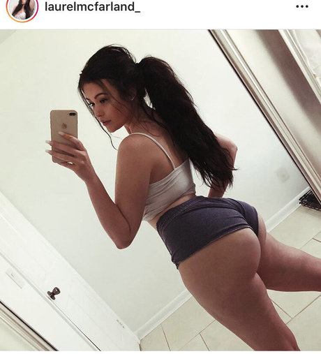 theexclusiveadriarosee onlyfans leaks.