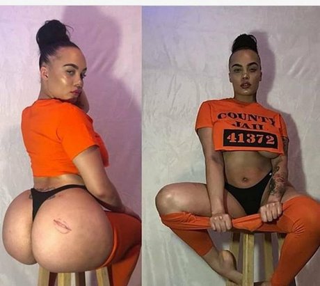 SaraGold only fans review